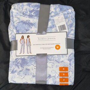 Berkley Jensen Blue Kids Pajama Set